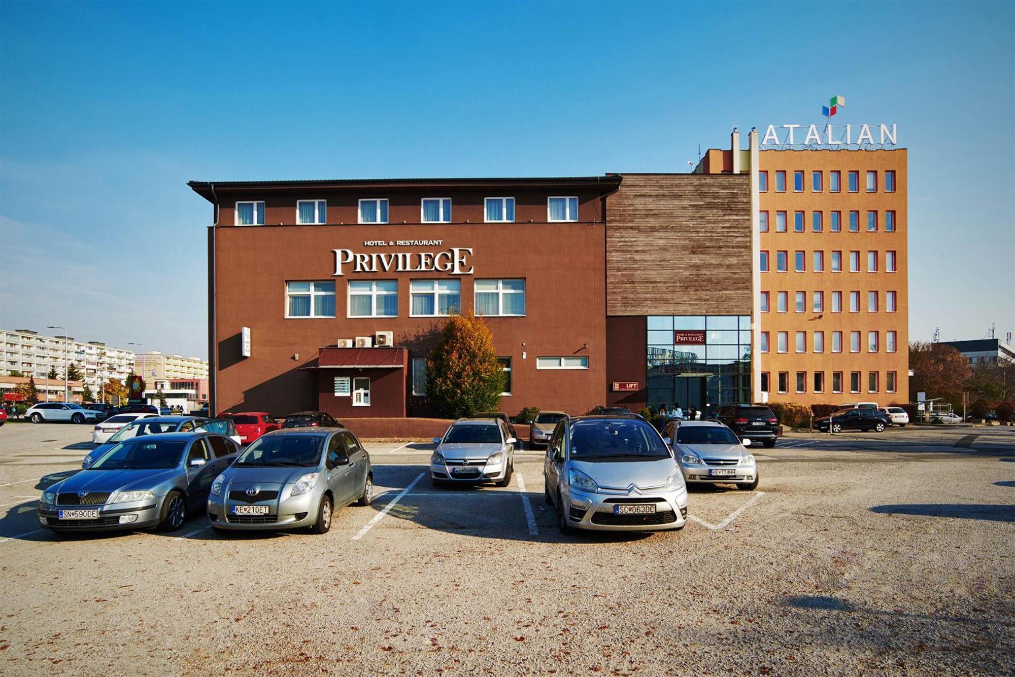 Privilege - Empire Hotels Group Caşonia Exterior foto