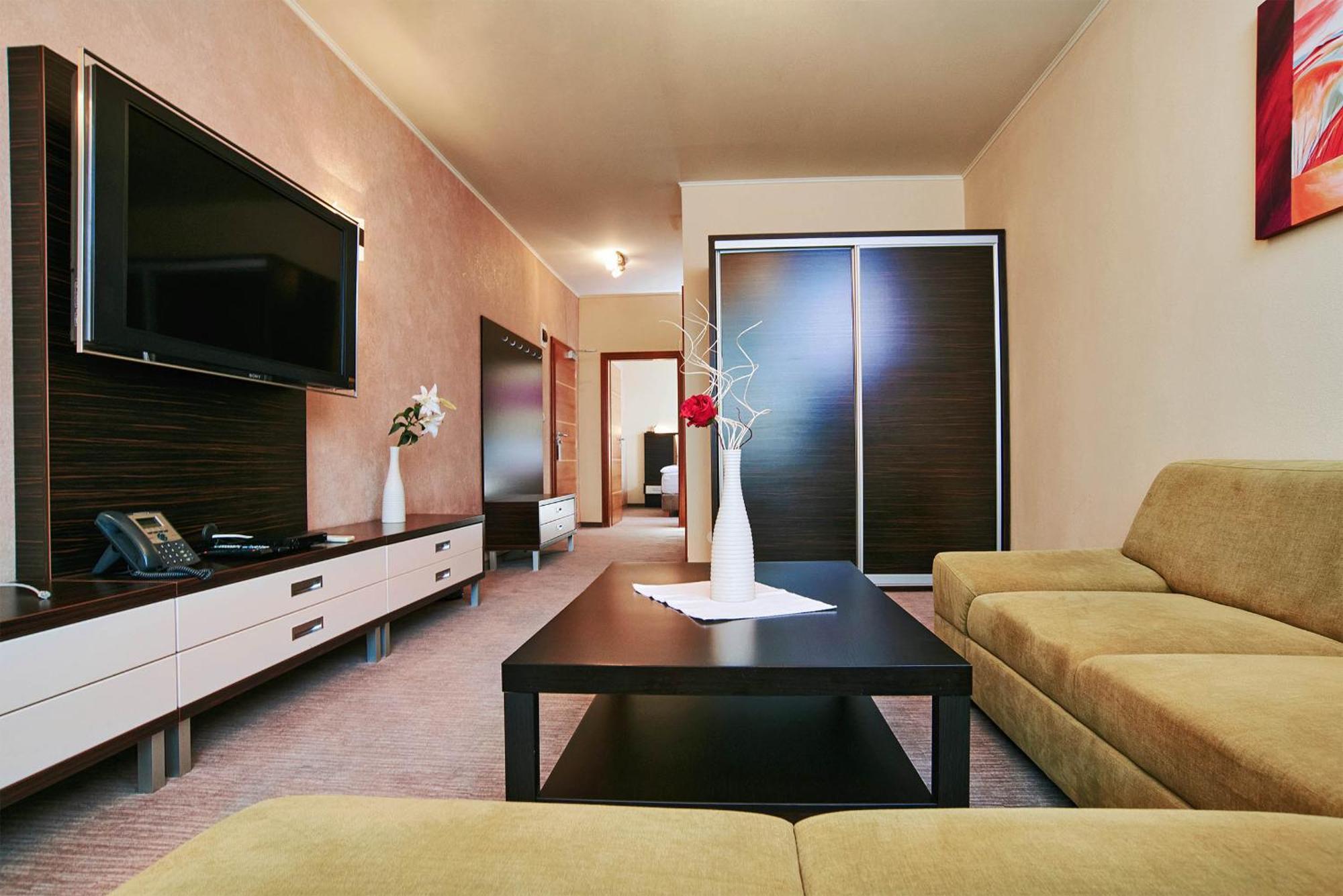 Privilege - Empire Hotels Group Caşonia Exterior foto