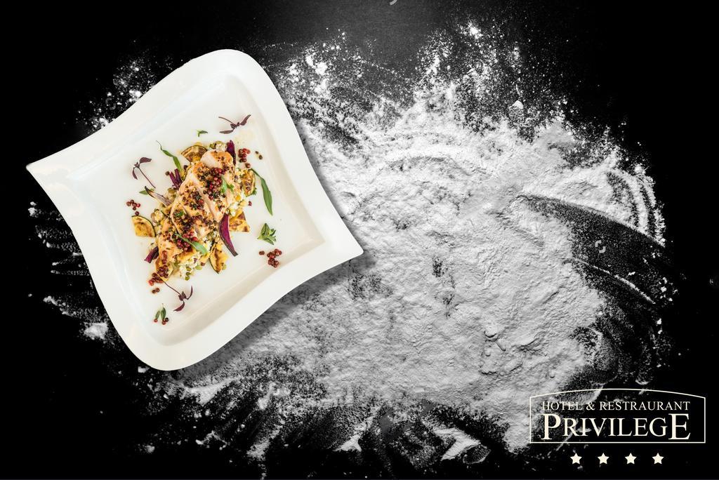 Privilege - Empire Hotels Group Caşonia Exterior foto
