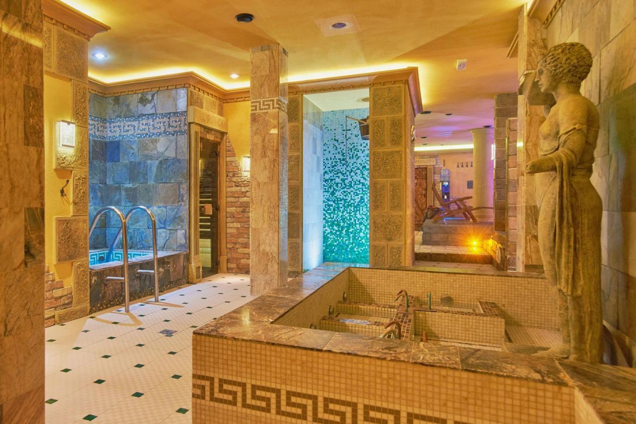 Privilege - Empire Hotels Group Caşonia Exterior foto